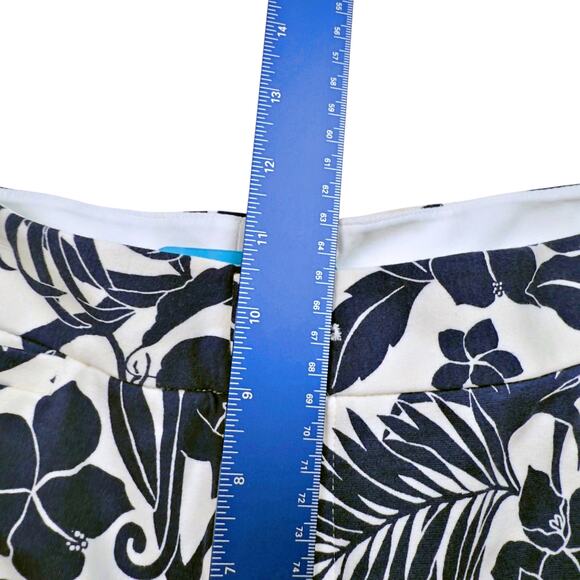 Tori Richard Social Gathering Blue White Tropical Nola Short Sz 10 Hawaiian NWT - Picture 7 of 9
